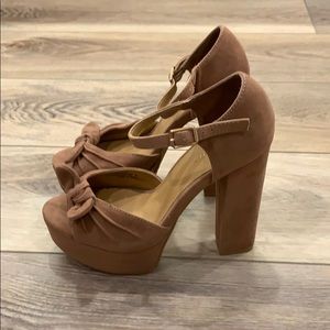 Nude bow Bamboo platform chunky heels